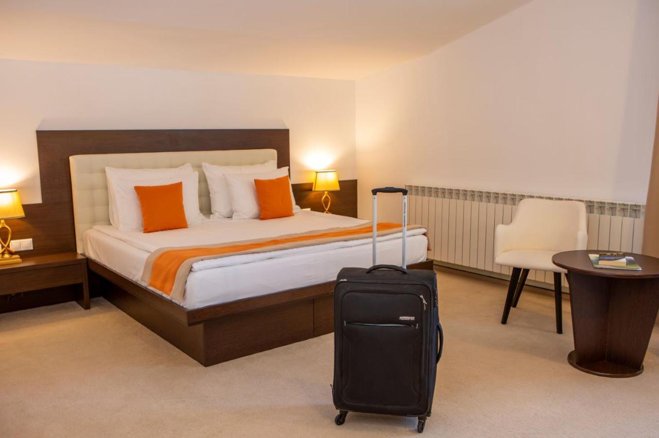 Hotel La Dolce Vita Zărneşti Quarto foto